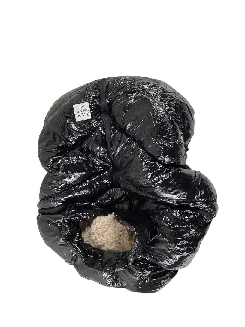 7 A.M. Enfant Car Seat Cocoon, Black Polar