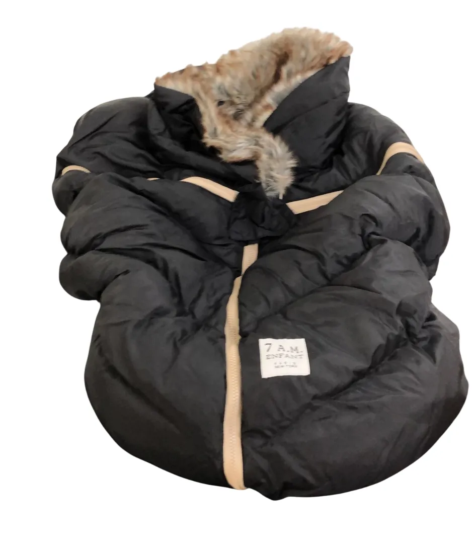 7 A.M. Enfant Car Seat Cocoon, Tundra Black Faux Fur