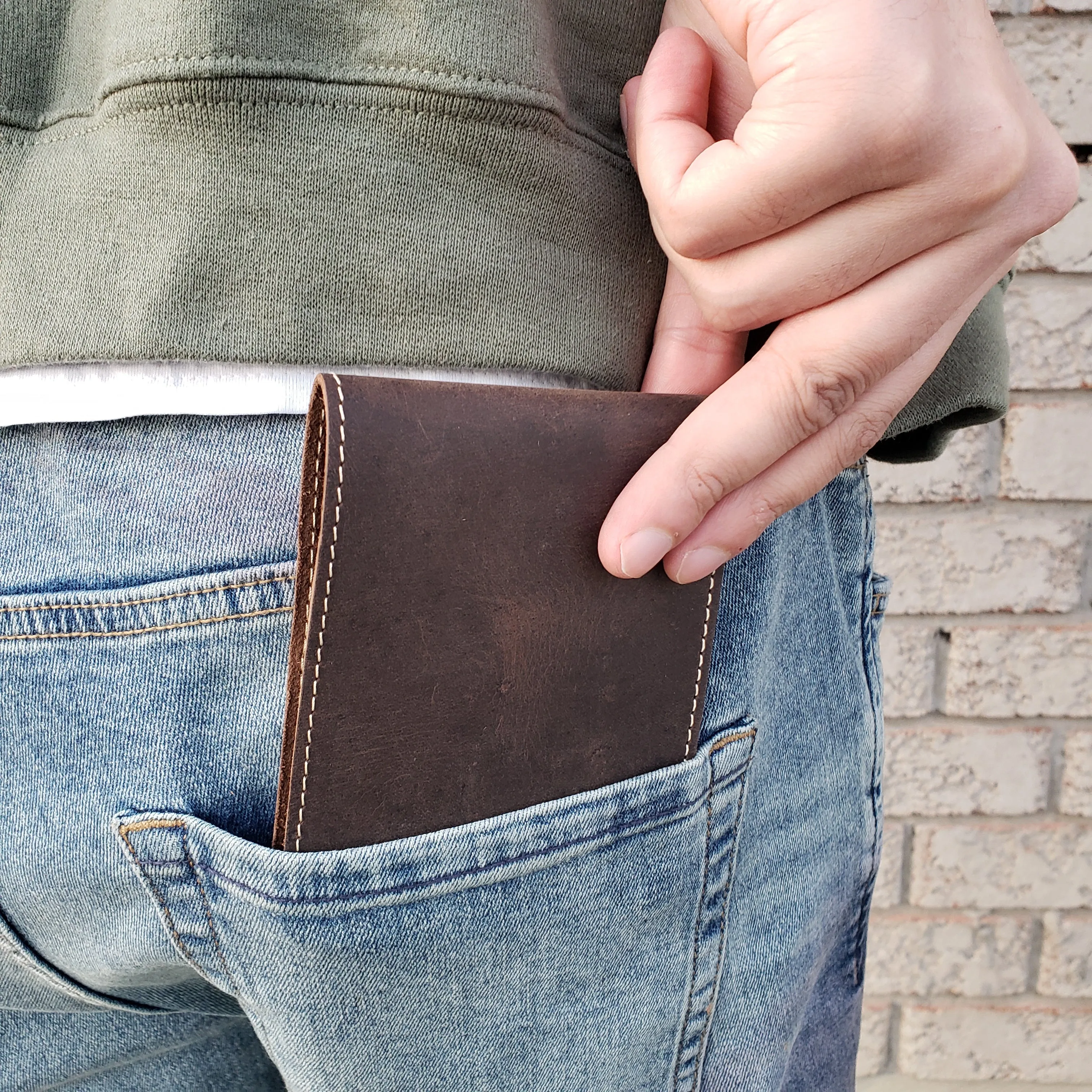 Engraved Brown Full Grain Leather Minimalist Wallet