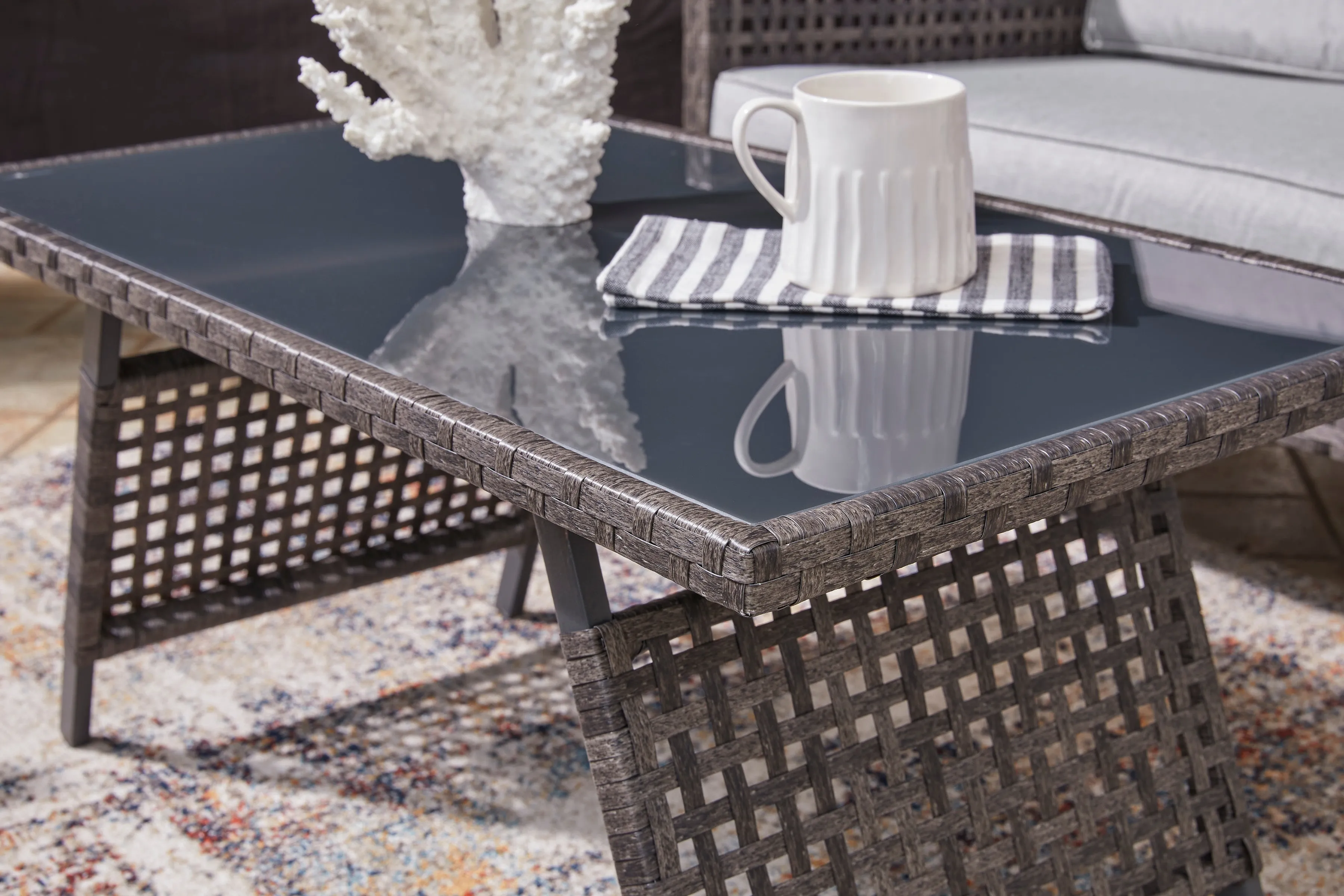 Lainey 4pc Outdoor Set