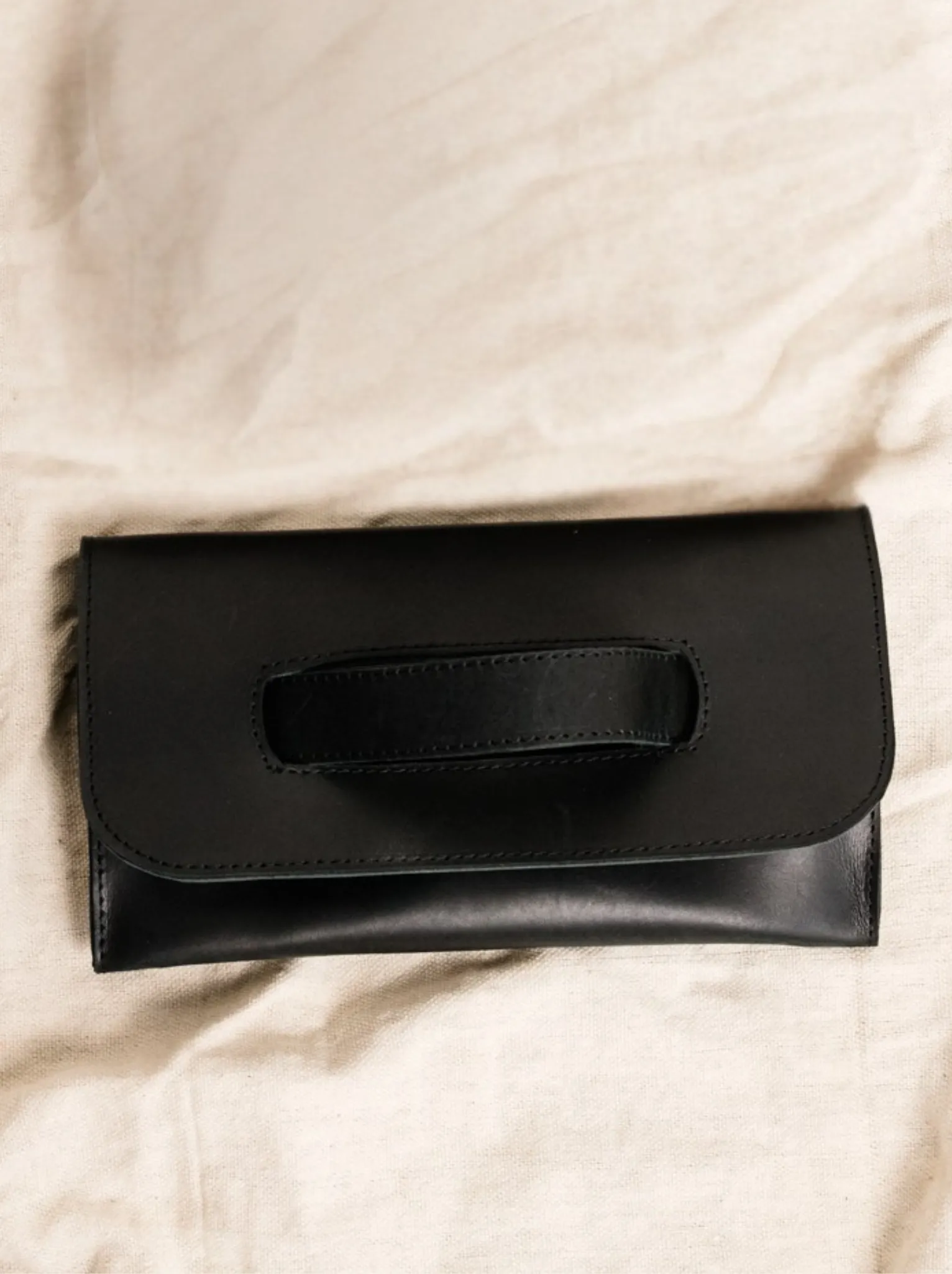 Mare Handle Clutch